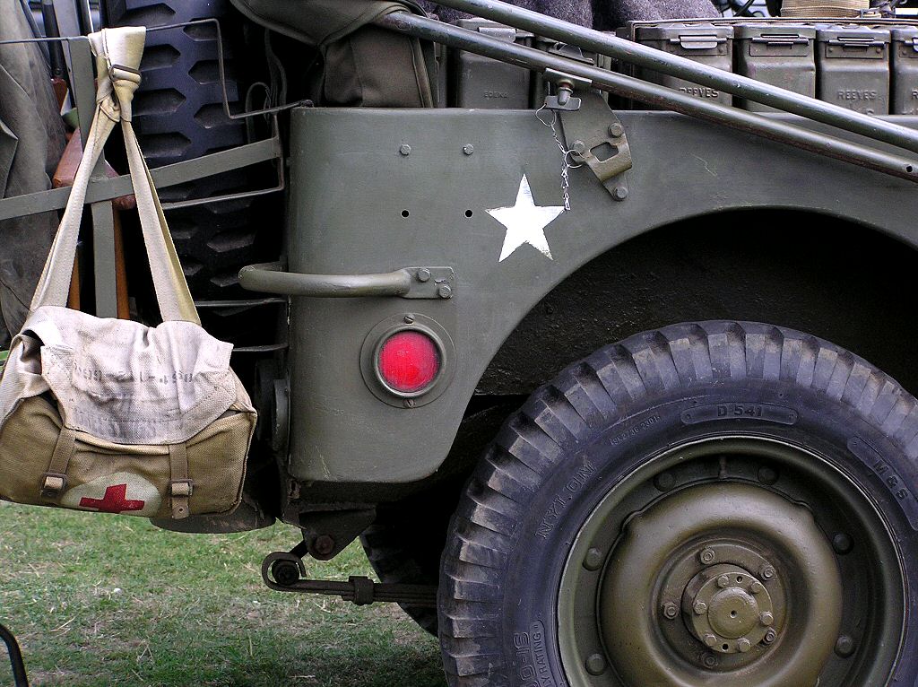 The World War two US Army allied military 4x4 Willys-Overland Jeep- Free Armored Tanks, Assault Guns, Tank Destroyers, AFV and Military
 Vehicles Computer desktop background wallpaper