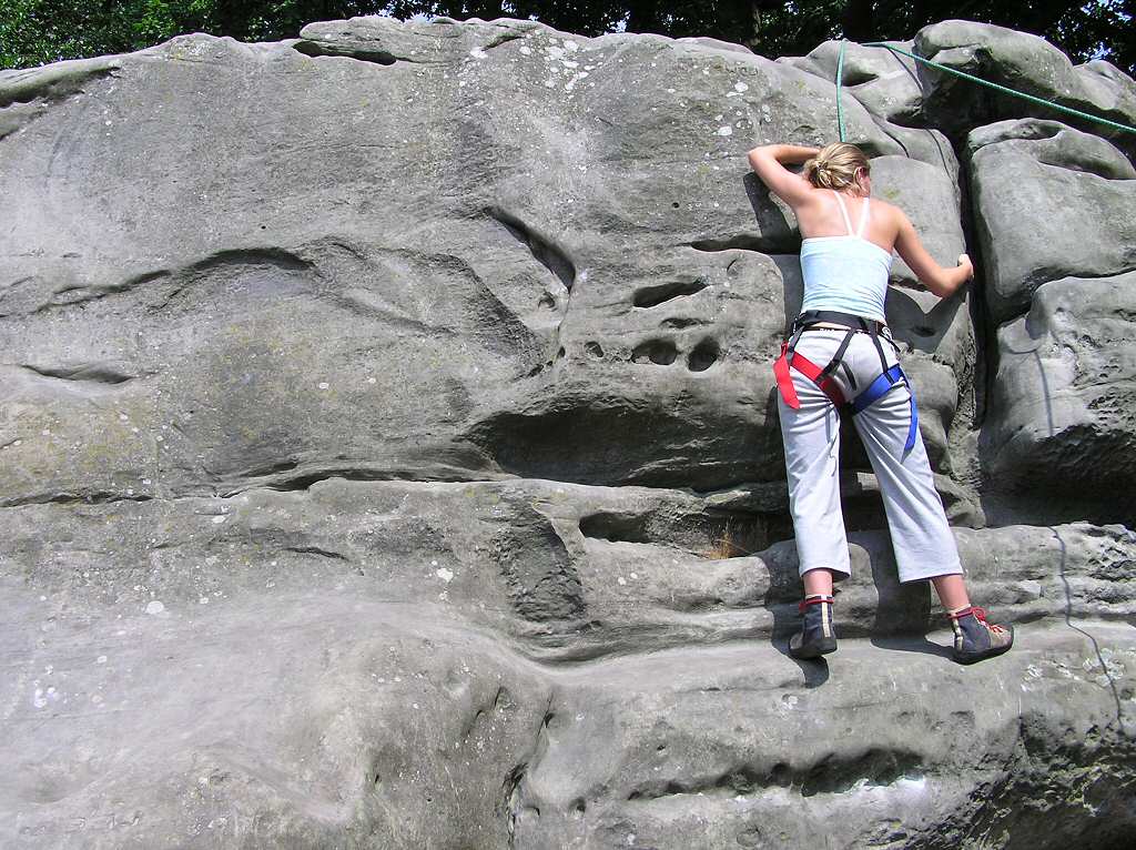 Rockclimbing free photographic wallpaper - Rock 
climbing on Southern England sandstone rocks 
