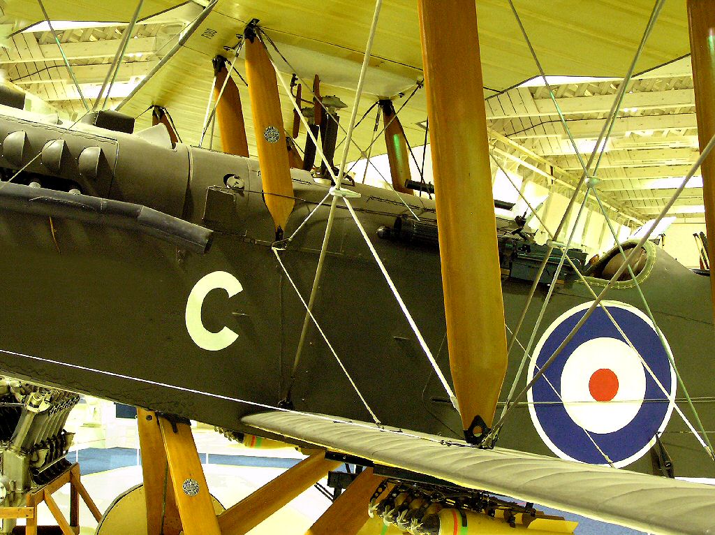Royal Flying Corps 1918 De Havilland DH9A WW1 and Inter-War Colonial Day
      Bomber Biplane  - Photgraphic wallpaper -  just like the ones you can drive with Microsoft flight simulator